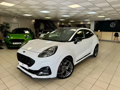 Używany Ford Puma ST 200 KM (147 kW) 2022 Biały SUV