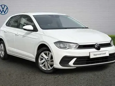 Begagnad VW Polo Life 95 HK (69 kW) 2022 Vit Halvkombi