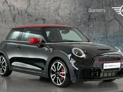 Used Mini John Cooper Works Hatch 228 HP (167 kW) 2023 Green Hatchback