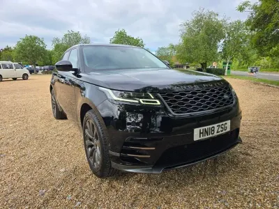 Second-hand Land Rover Range Rover Velar SE Dynamic 180 CP (132 kW) 2018 Negru SUV