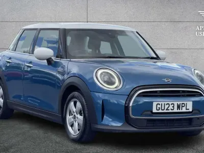 Used Mini Cooper Classic 134 HP (98 kW) 2023 Blue Hatchback