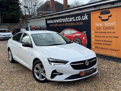 Used Vauxhall Insignia Sport 122 HP (89 kW) 2020 White Hatchback