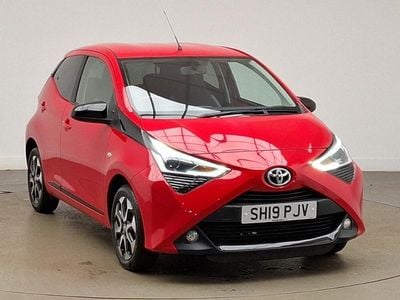 Gebraucht Toyota Aygo Trend 72 PS (52 kW) 2019 Rot Kleinwagen