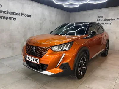 Używany Peugeot 2008 GTi 100 kW (136 KM) 2023 Pomarańczowy SUV