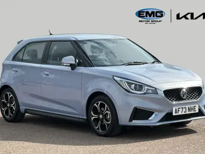 Usado MG MG3 Exclusive 106 CV (77 kW) 2024 Plateado Utilitario