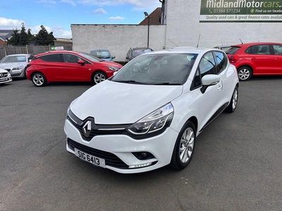 Used Renault Clio IV Dynamique 2017 White Hatchback