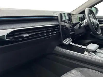 Used Renault Austral Iconic Esprit Alpine 197 HP (144 kW) 2024 Black SUV