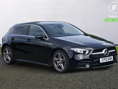 Second-hand Mercedes A180 AMG line 2021 Negru Hatchback