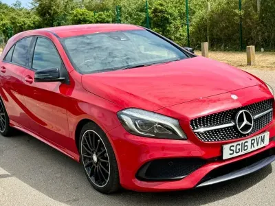 Used Mercedes A200 AMG Line Premium 136 HP (100 kW) 2016 Red Hatchback