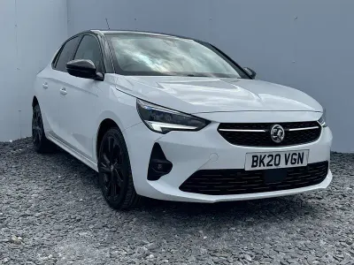 Used Vauxhall Corsa SRi 100 HP (73 kW) 2020 White Hatchback