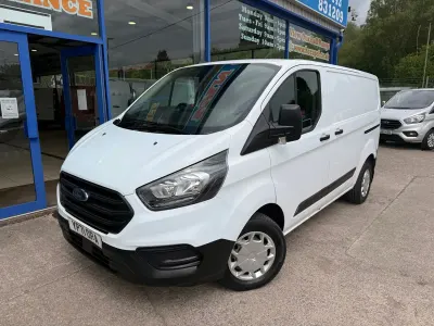 Begagnad Ford Transit Custom 105 HK (77 kW) 2021 Vit Van
