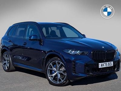 Używany BMW X5 M Sport 347 KM (255 kW) 2025 Niebieski SUV