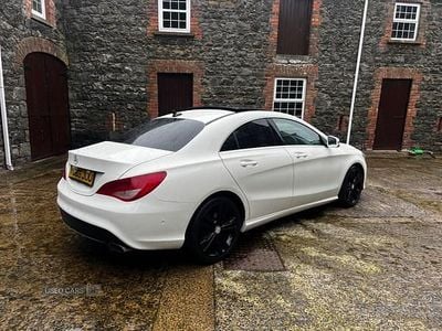 Used Mercedes CLA180 122 HP (89 kW) 2013 White Sedan