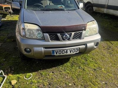 Used Nissan X-Trail 136 HP (100 kW) 2004 Silver SUV
