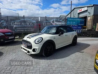 Used Mini Cooper S Hatch 189 HP (139 kW) 2019 White Hatchback