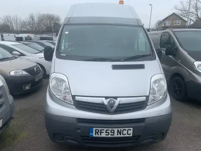 Used Vauxhall Vivaro 90 HP (66 kW) 2010 Silver MPV