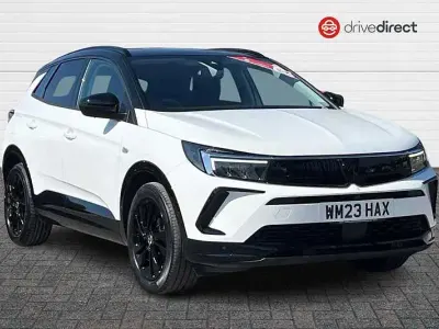 Used Vauxhall Grandland X S 130 HP (95 kW) 2023 White SUV
