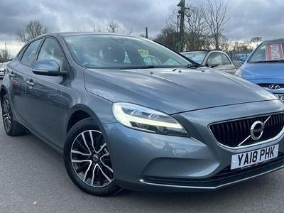 Used Volvo V40 Momentum 122 HP (89 kW) 2018 Grey Hatchback