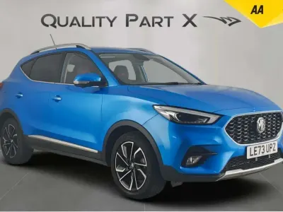 Usado MG ZS Exclusive 2024 Azul Sedan