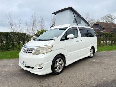 Usado Toyota Alphard 2021 Branco Monovolume
