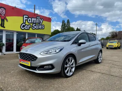 Używany Ford Fiesta Vignale 155 KM (114 kW) 2021 Srebrny Hatchback