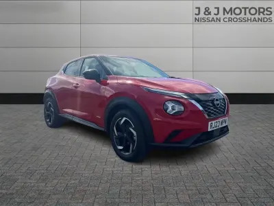Used Nissan Juke N-Connecta 143 HP (105 kW) 2023 Red SUV