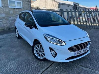 Used Ford Fiesta Titanium 100 HP (73 kW) 2019 Frozen white Hatchback