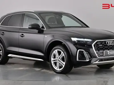 Begagnad Audi Q5 S-Line 265 HK (194 kW) 2023 Svart SUV