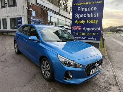 Begagnad Hyundai i30 SE 2018 Blå Halvkombi