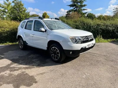 Used Dacia Duster Prestige 125 HP (91 kW) 2017 White SUV