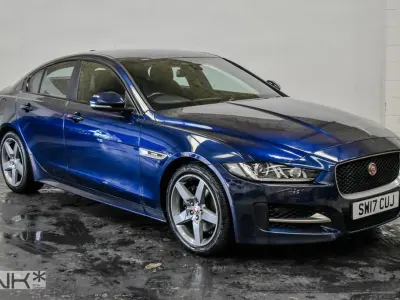 Used Jaguar XE R-Sport 180 HP (132 kW) 2017 Blue Sedan