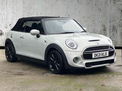 Begagnad Mini Cooper S Classic 192 HK (141 kW) 2021 Silver Halvkombi