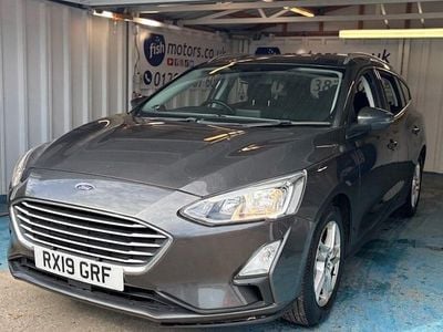 Used Ford Focus Zetec 95 HP (69 kW) 2019 Grey Estate