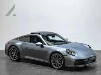 Begagnad Porsche 911 2024 Grå Sportkupé