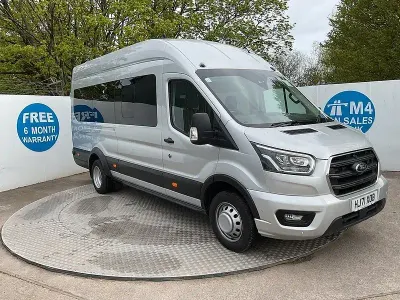 Usado Ford Transit Limited 170 CV (125 kW) 2021 Plateado