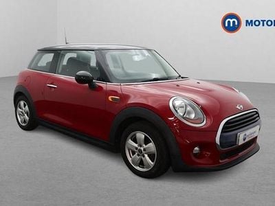 Usado Mini Cooper Hatch 136 CV (100 kW) 2016 Rojo Utilitario