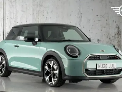 New Mini Cooper S Hatch 201 HP (147 kW) 2026 Green Hatchback