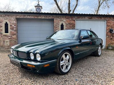 used Jaguar XJR 4.0 V8