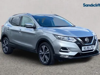 Used Nissan Qashqai N-Connecta 140 HP (102 kW) 2018 Silver SUV