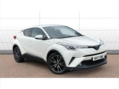 Used Toyota C-HR 122 HP (89 kW) 2017 White SUV