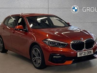 Used BMW 118 Sport Line 136 HP (100 kW) 2021 Sunset orange Hatchback
