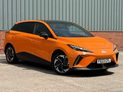 Used MG MG4 EV Trophy 319 kW (435 HP) 2023 Orange Hatchback