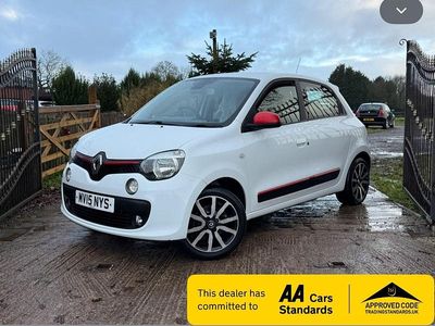Used Renault Twingo Dynamique 70 HP (51 kW) 2015 White Hatchback
