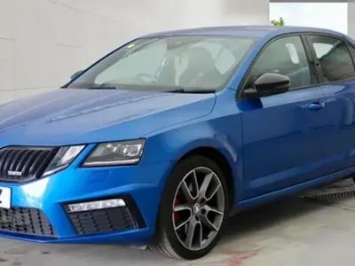 Used Skoda Octavia vRS 184 HP (135 kW) 2018 Blue Hatchback