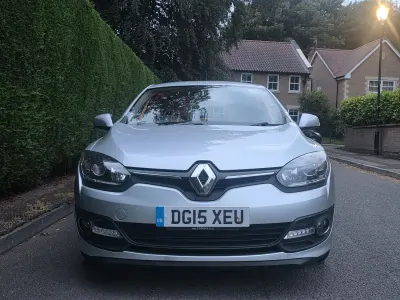 Used Renault Mégane Dynamique 2015 Silver Hatchback