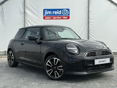 Used Mini Cooper Classic 154 HP (113 kW) 2024 Black Hatchback