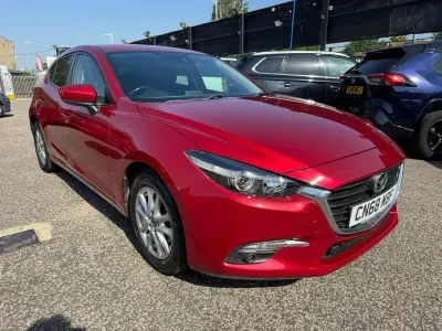 Used Mazda 3 2018 Red Hatchback