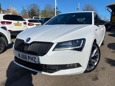Used Skoda Superb SportLine 150 HP (110 kW) 2018 White Hatchback
