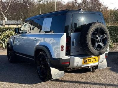 Używany Land Rover Defender SE 246 KM (180 kW) 2022 Srebrny SUV