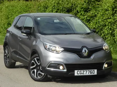 Used Renault Captur Dynamique 90 HP (66 kW) 2016 Grey black SUV